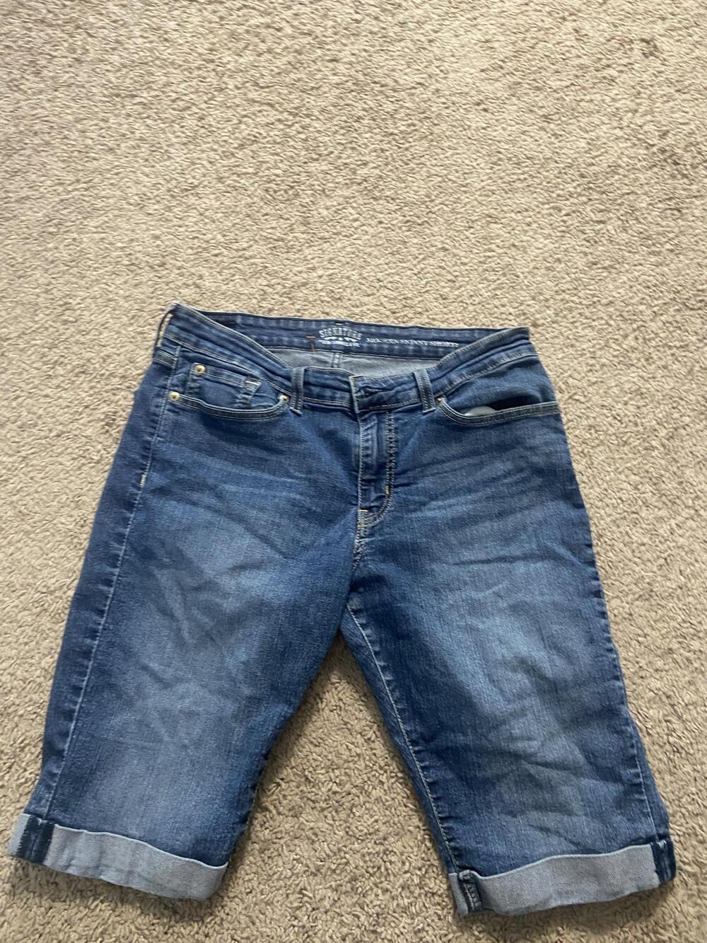Signature Levi Strauss & Co Shorts Womens 14 Blue Denim Bermuda Cuffed Slim